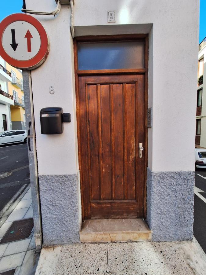 Habitacion Con Bano Privado En Un Piso Con Familia Санта Круз де Ла Палма Екстериор снимка