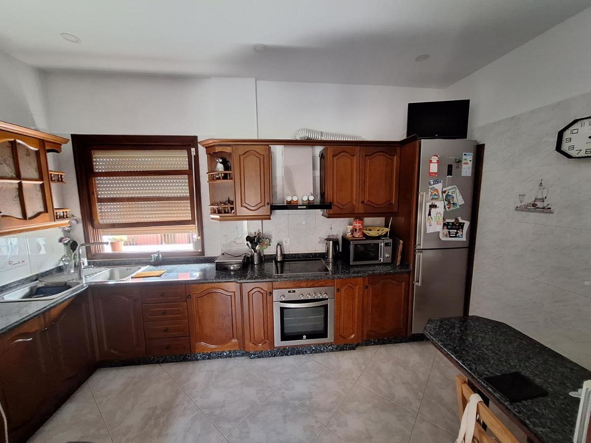 Habitacion Con Bano Privado En Un Piso Con Familia Санта Круз де Ла Палма Екстериор снимка